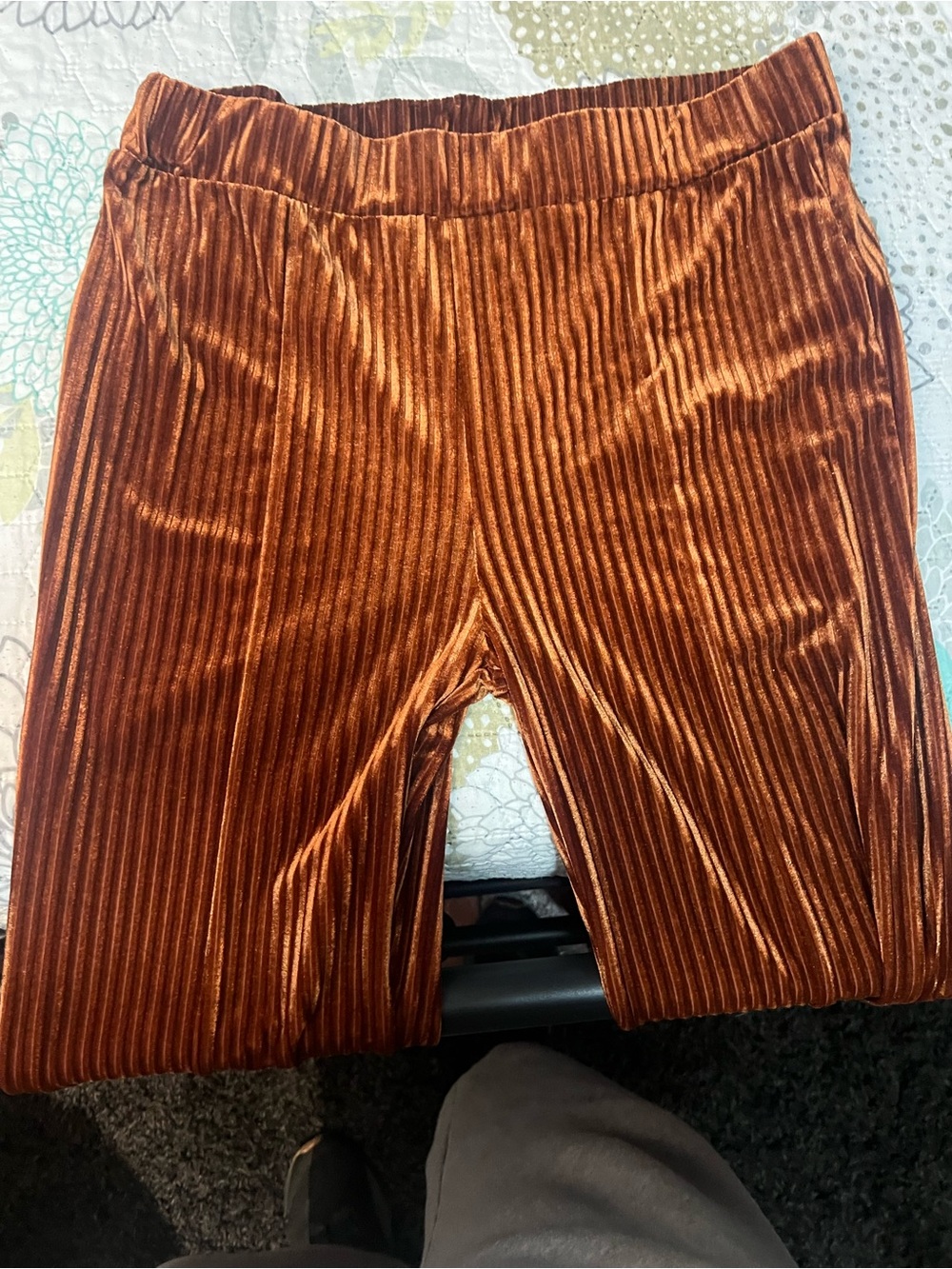 SHEIN Women’s L Rust Copper Ribbed Velvet Velour Pants